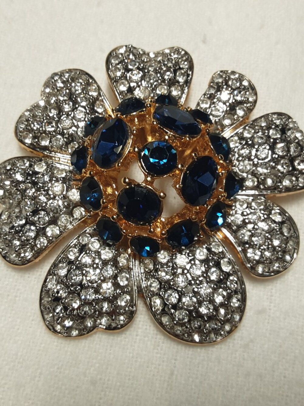 Vintage Flower Brooch